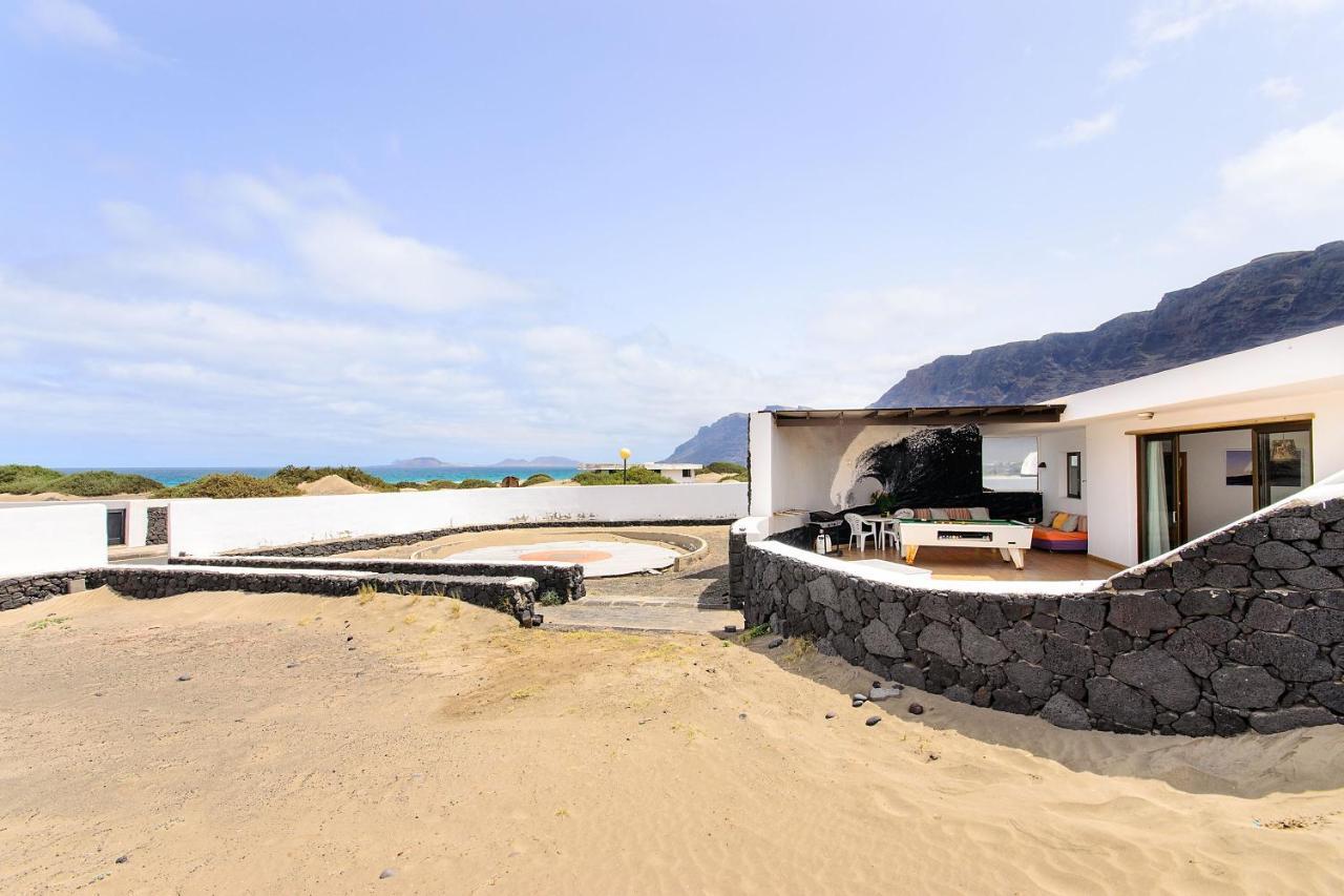 Famara Beach House Exterior photo